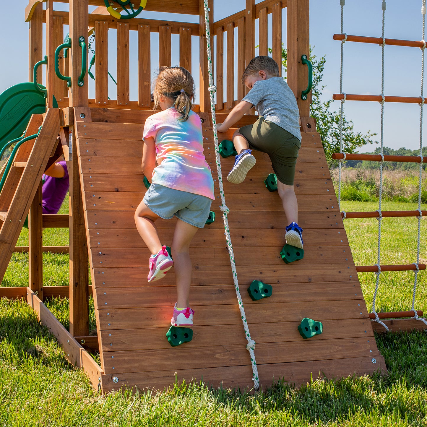 Backyard Discovery Grayson Peak Play Centre